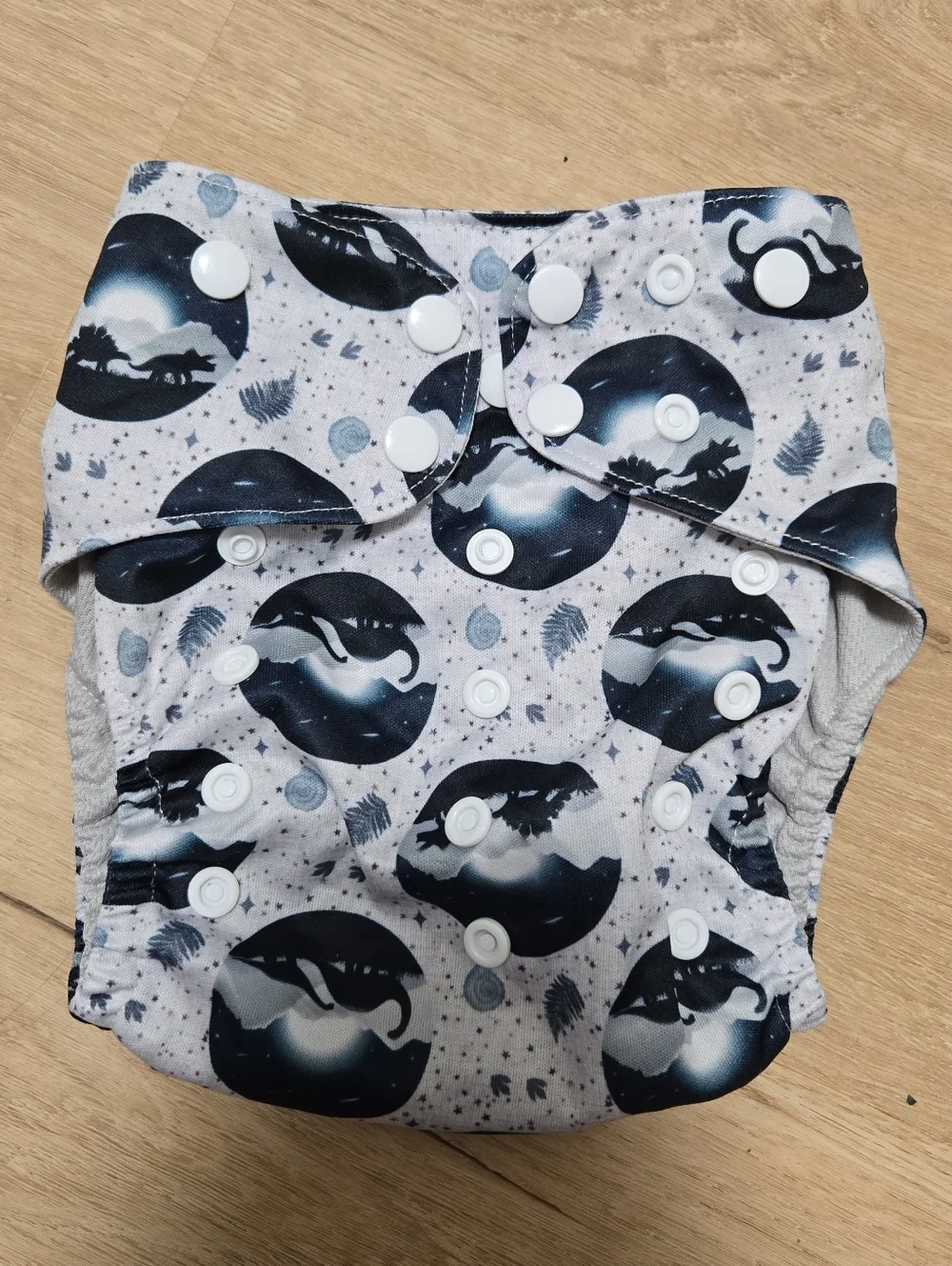 Happy beehinds one size pocket cloth diaper Dino print